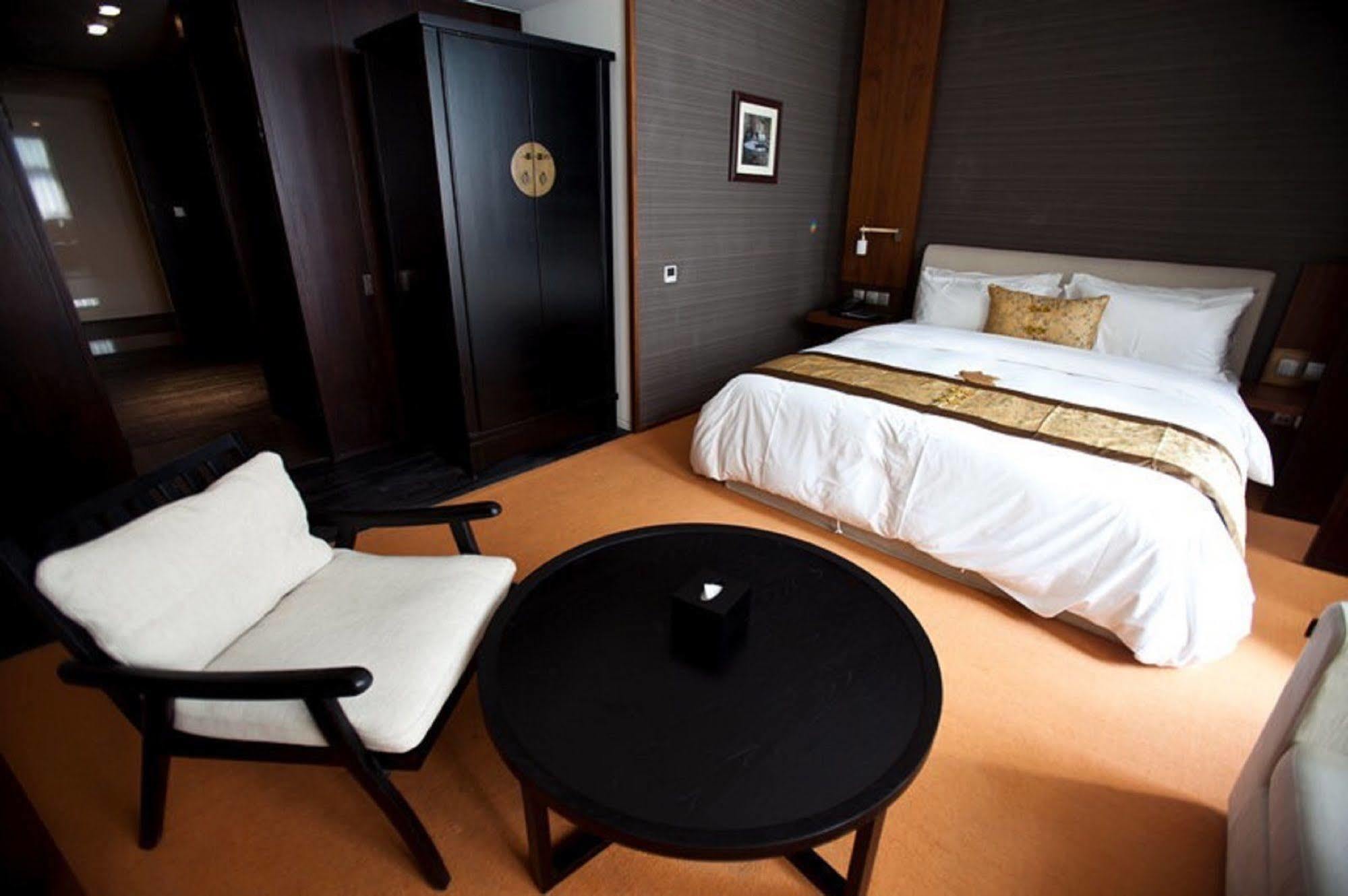 Hotel Momc Beijing Eksteriør bilde